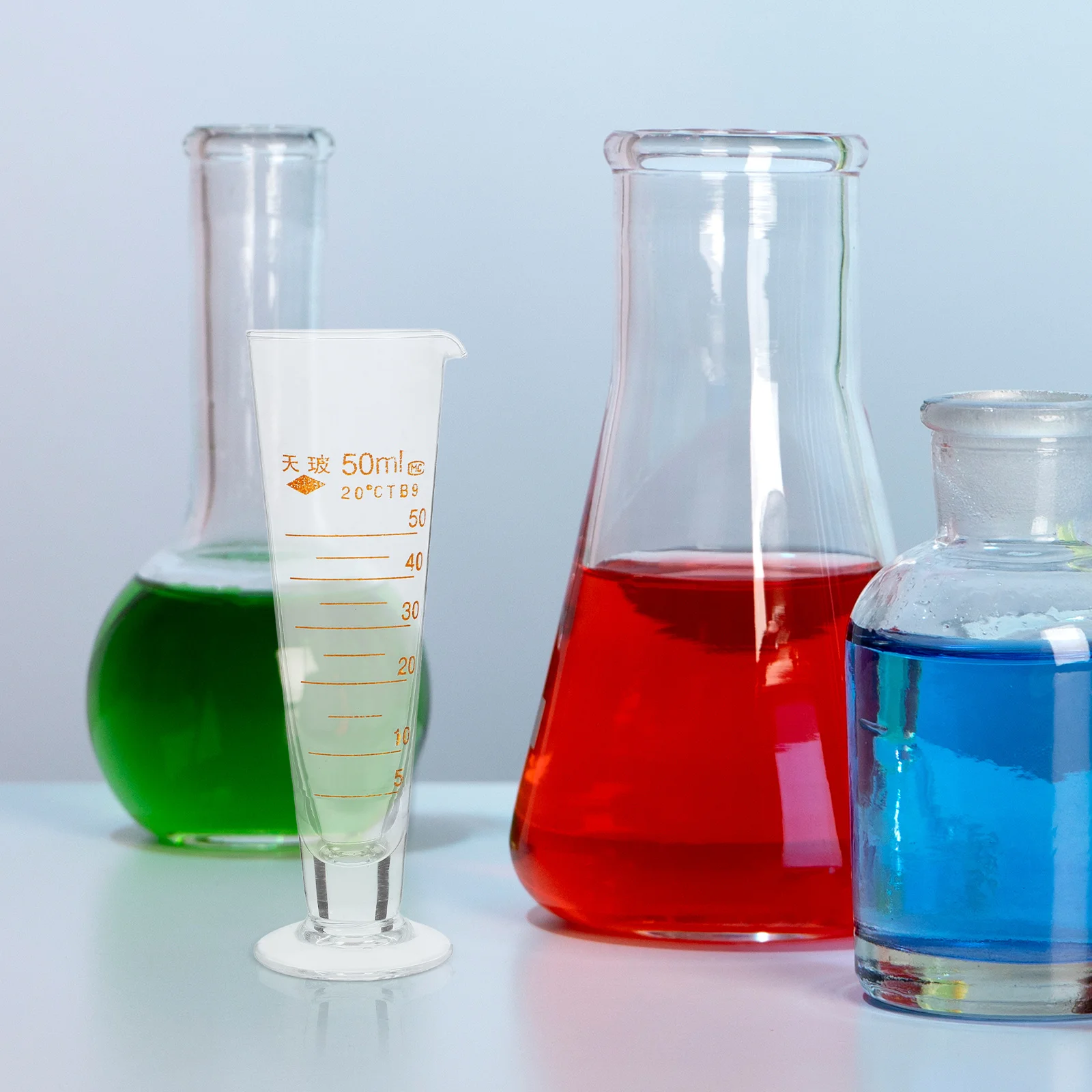 

Laboratory Glass Measuring Cup Graduated Cylinder with Clear Scale Beaker for Experiment Glassware