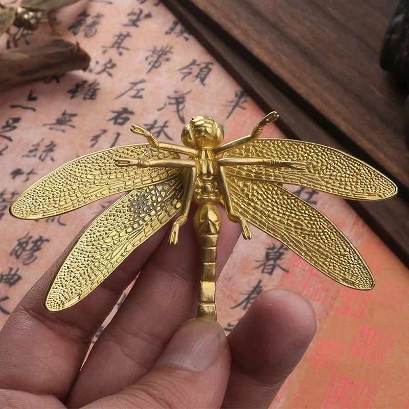 Mini Brass Dragonfly Cow Lion Turtle Octopus Casting Animal Figurine Retro Style Metal Sculpture Home Desktop Craft Decoration