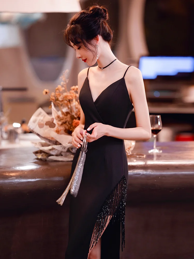 

Black suspender evening dress for women 2023 New high-end sexy high-end light luxury small crowd temperament Celebrity banquet