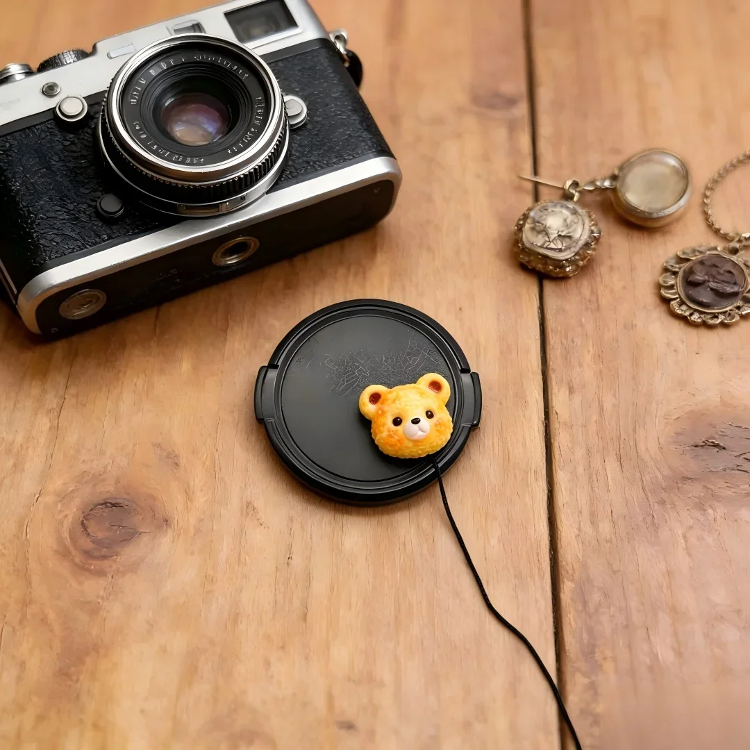 Cute Cartoon Bear Lens Cap Keeper Lens Cap Leash Anti Lost String For Fujifilm XT30 Sony Canon R50 Nikon Camera Decor Accessory