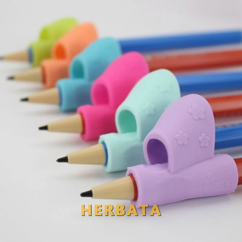 3Pcs/Set Children Pencil Holder Correction Writing Hold Pen Grip Posture Tool Silicone writing posturecorrector Stationery 2530