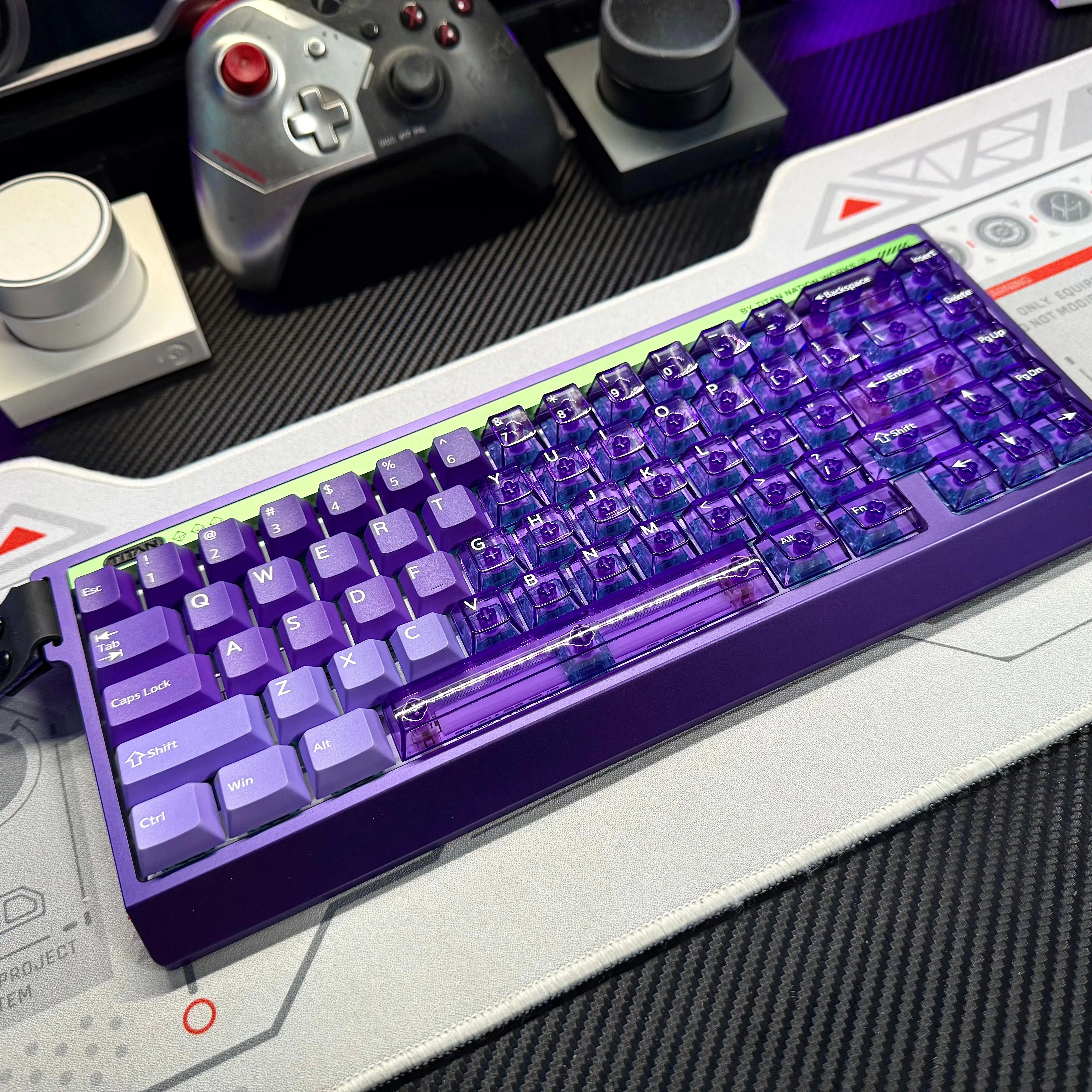 

Amethyst keycap gradual change PBT five-sided hot sublimation + PC transparent double spell purple transparent adaptation mechan