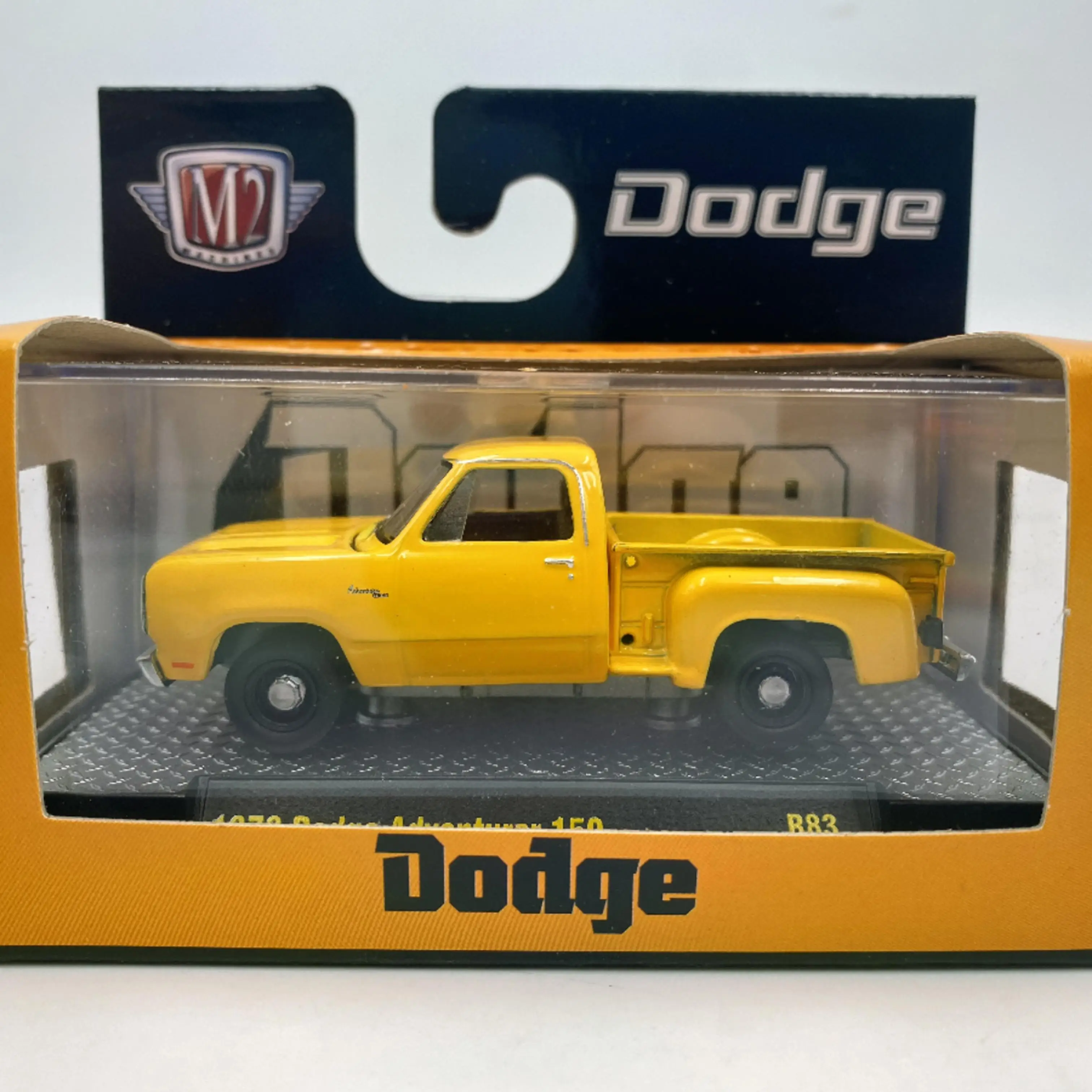 M2 machines 1/64 1978 Dodge Adventurer 150 Die-cast alloy car model collection display child gift