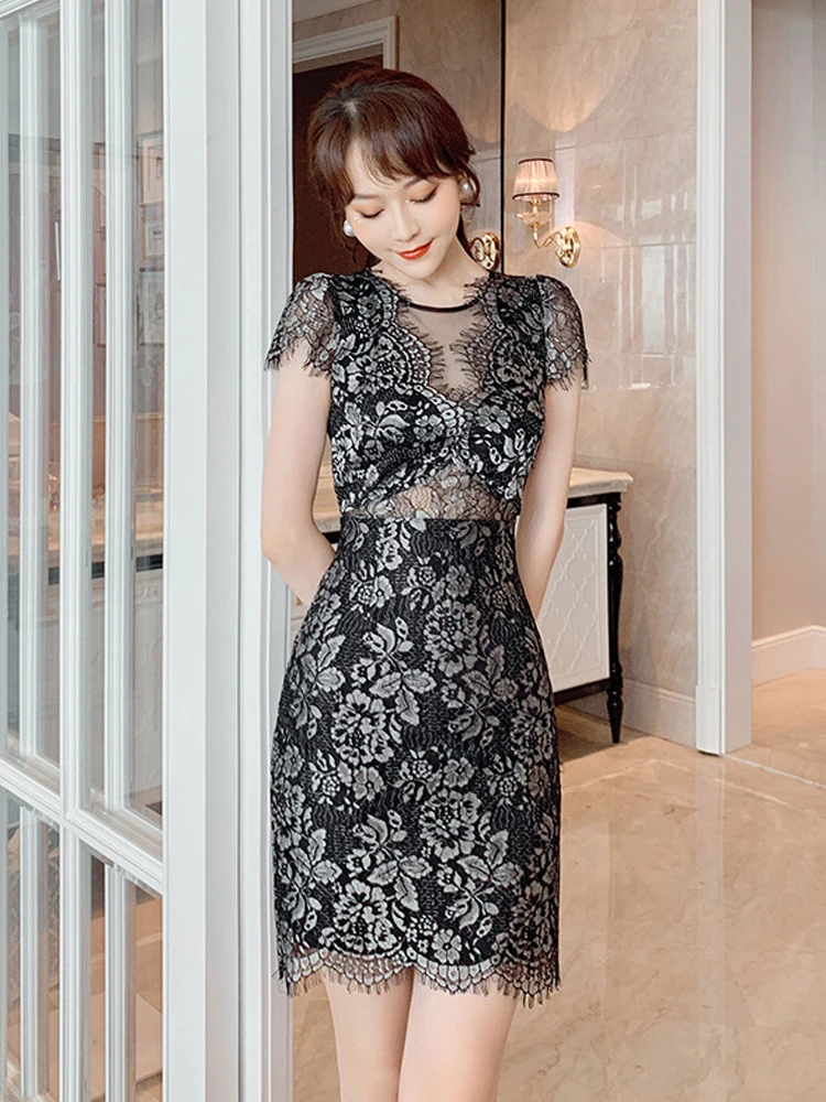 Fashion Summer Korean Vintage O-Neck Short Sleeve Mini Party Dress Ladies OL Elegant Lace Perspective Black Tassel Pencil Dress