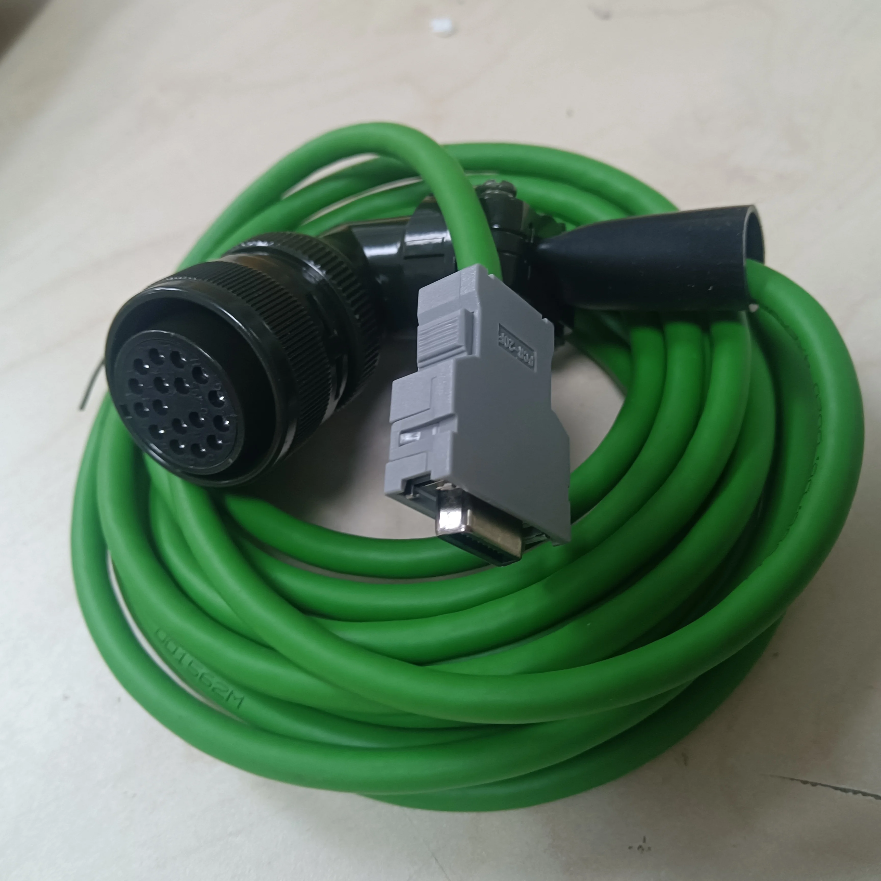 Fanuc Spindle Encoder Cable A860-2109-T302 A860-0309-T302 Feedback Cable JYA3  Cable Outer Color Random()Red or green