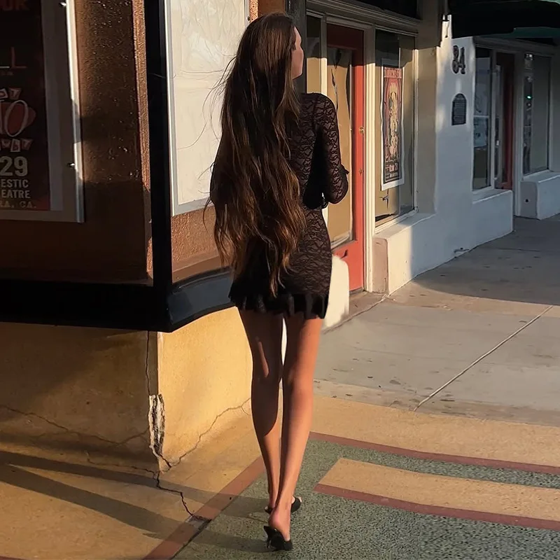 เดรสยาวแขนยาวรัดรูปสไตล์สาวเซ็กซี่ แต่งระบาย รุ่น XY25359PFO ขายดี