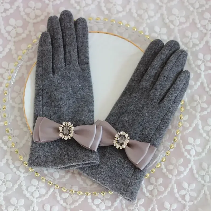 Japanese Lolita Bowknot Rhinestone Winter Wool Gloves Cute Girl Warm Woolen Driving Gloves Cashmere Women Gloves