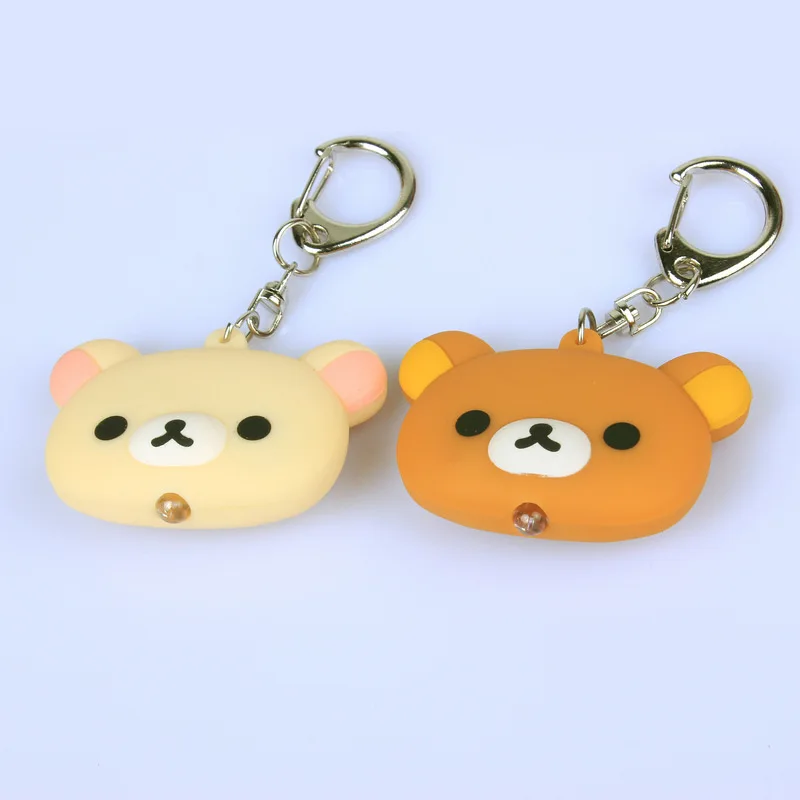 Rilakkuma Gantungan Kunci Lucu Anime Santai Beruang Memancarkan Suara Memancarkan Cahaya Gantungan Kunci Anak Laki-laki Perempuan Ransel Liontin Hadiah Mainan Anak-anak Klasik