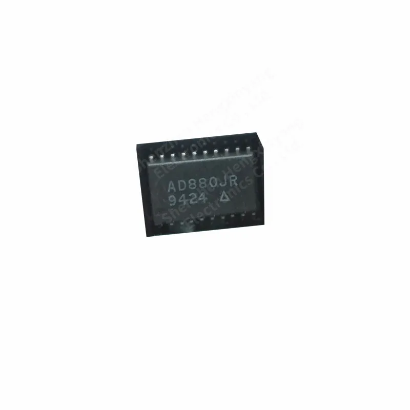 1PCS   AD880JR package SOP-20 ADC chip