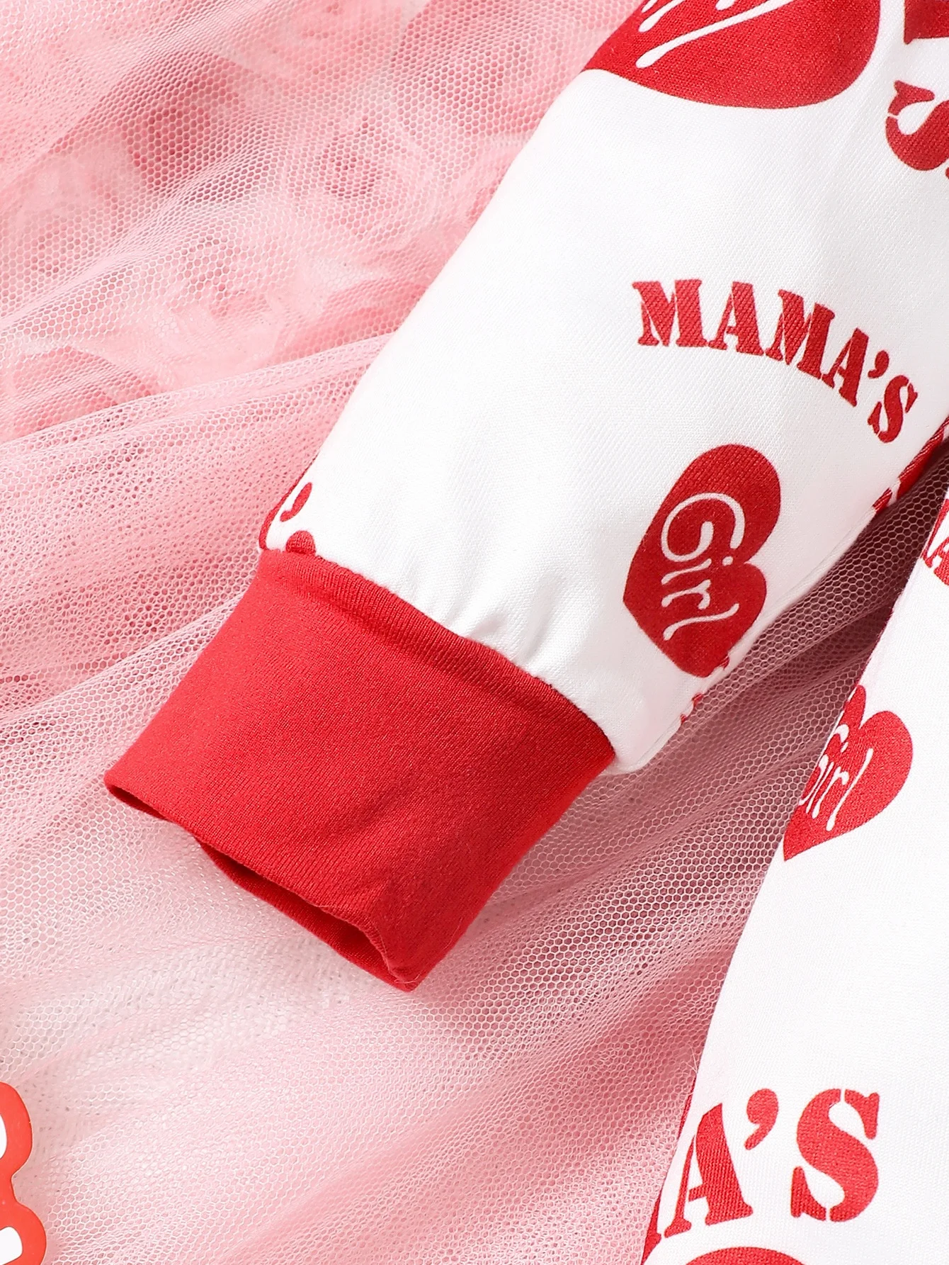 Winter 0-1 Years Old Peach Heart Print Long Sleeved Jumpsuit With Hat , Suitable For Daily Wear