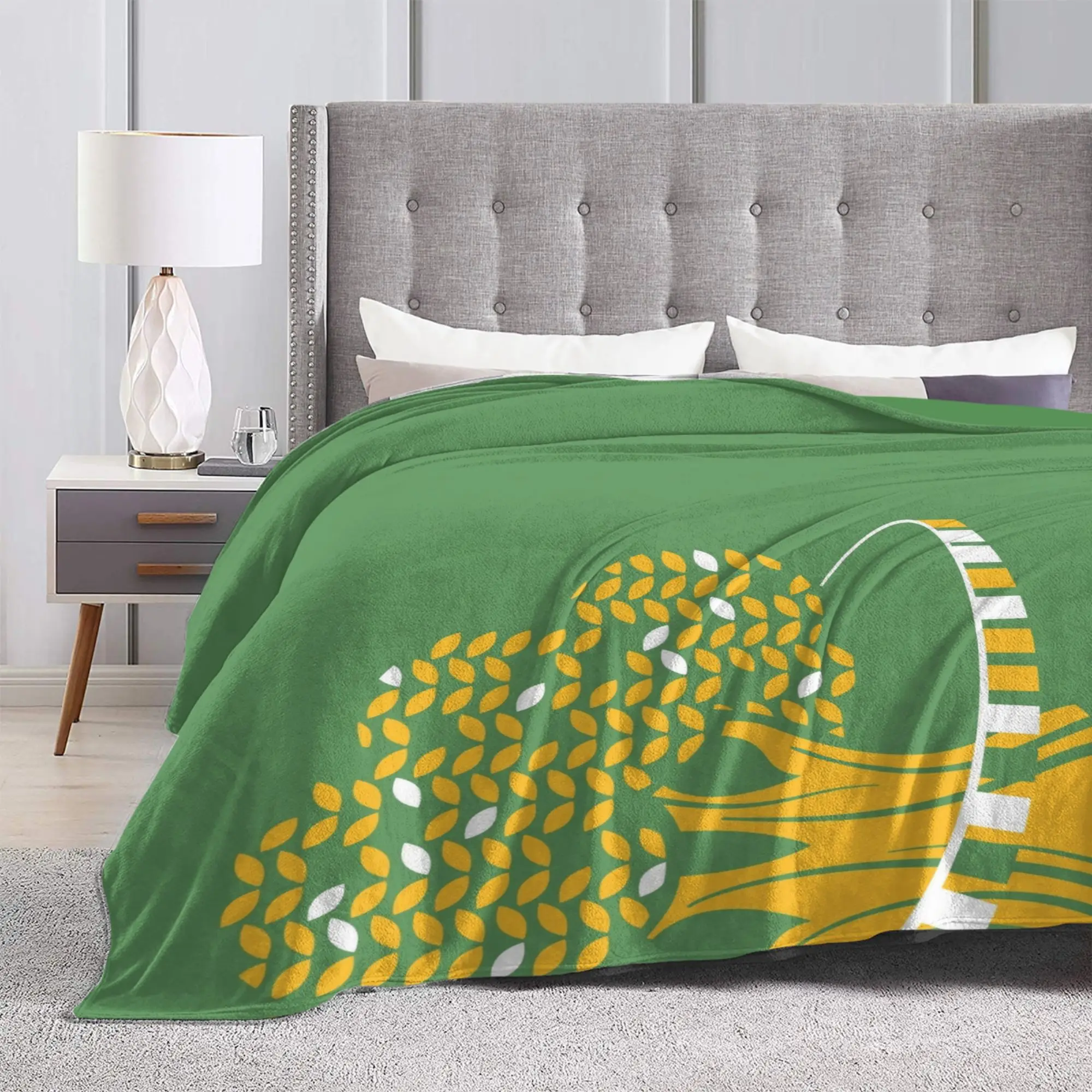 Kingdom of Animals Flannel Throw Blanket Tree Of Life Blankets for Sofa Car Super Soft Bedroom Quilt
