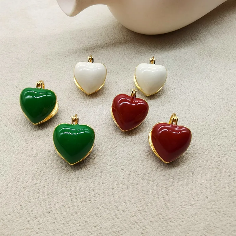 

Simple New Retro Fun Love Ladies Earrings Personality Fashion Heart-Shaped Geometric Earrings Women's Jewelry Holiday Gifts