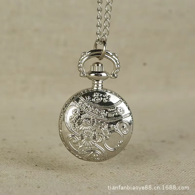 European and American vintage owl pocket watch cute mini personality pocket watch silver small vintage pocket watch 6121