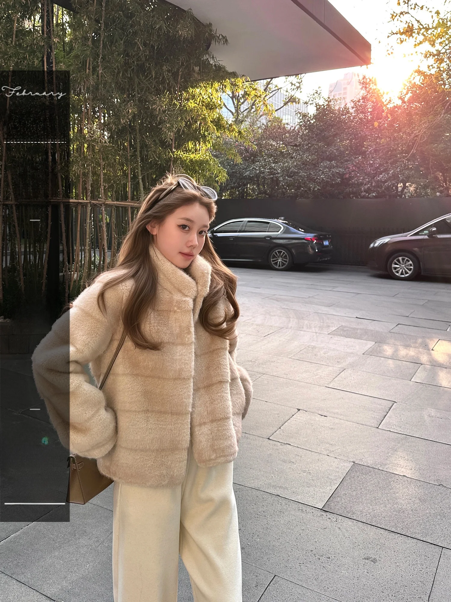 

Пальто Linyings из экологичного меха норки европейского качества с воротником-стойкой, двухцветное, с острыми кончиками, повседневный стиль