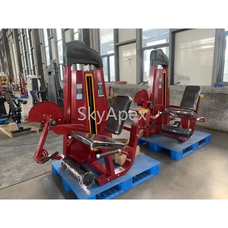 อุปกรณ์ออกกำลังกายเชิงพาณิชย์คุณภาพสูง รวมถึงเครื่องบริหารกล้ามเนื้อขาแบบนั่ง (Leg Extension) และแบบนอน (Leg Curl)  เครื่องฝึกกล้ามเนื้อขาอเนกประสงค์