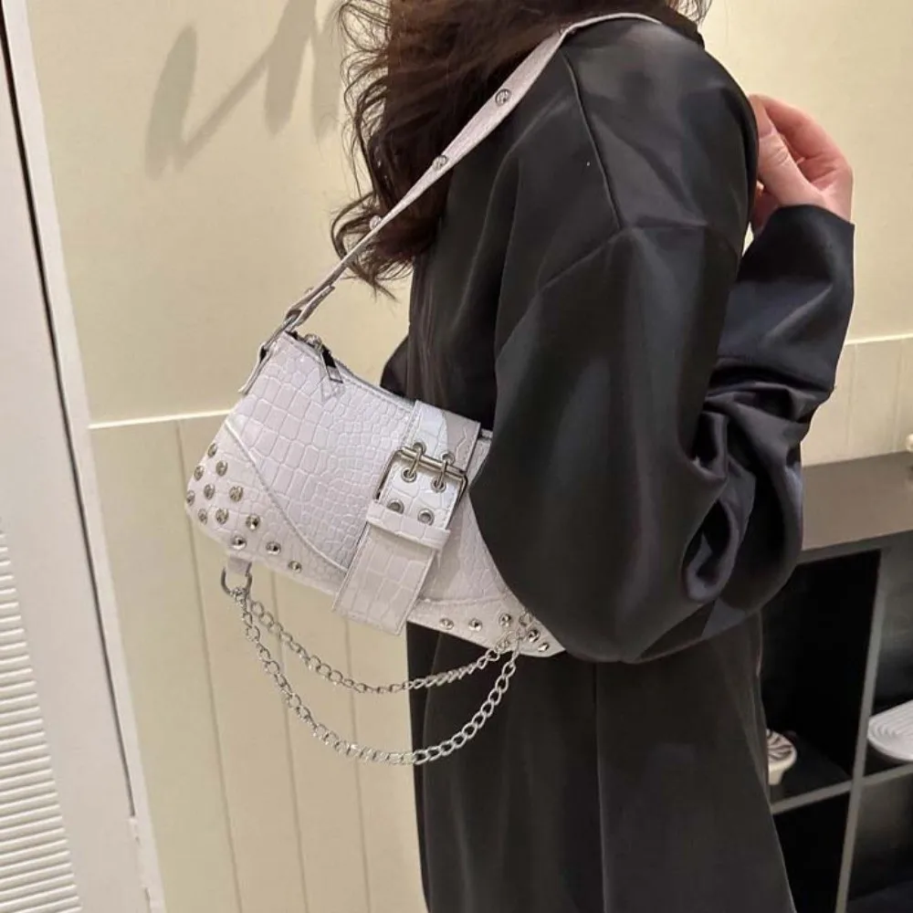 

Y2K Crocodile Underarm Bag Large Capacity Solid Color PU Rivet Chain Handbag Korean Style High Quality Texture Shoulder Bag