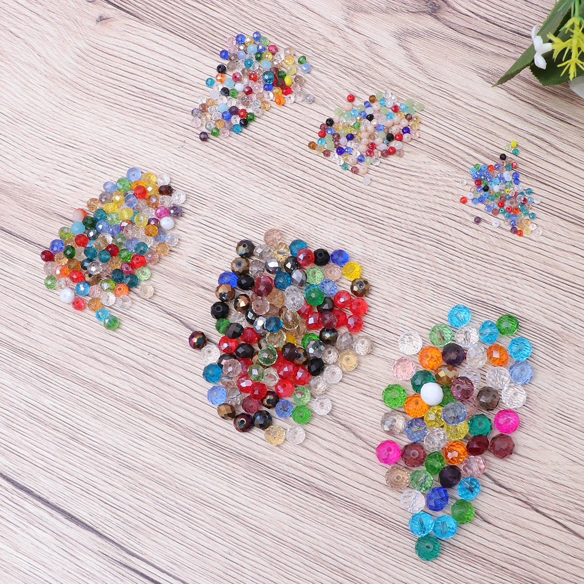 

550Pcs Bicone Crystal Beads Set Colorful 2-10mm Loose Glass Beads DIY Jewelry Making Bracelets Necklaces Accessories