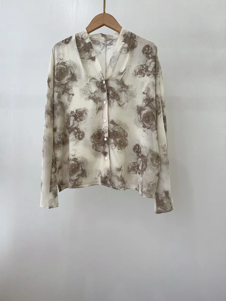 

Summer Shirts 2025 Fashion V-neck Printed Silk Womens Shirt