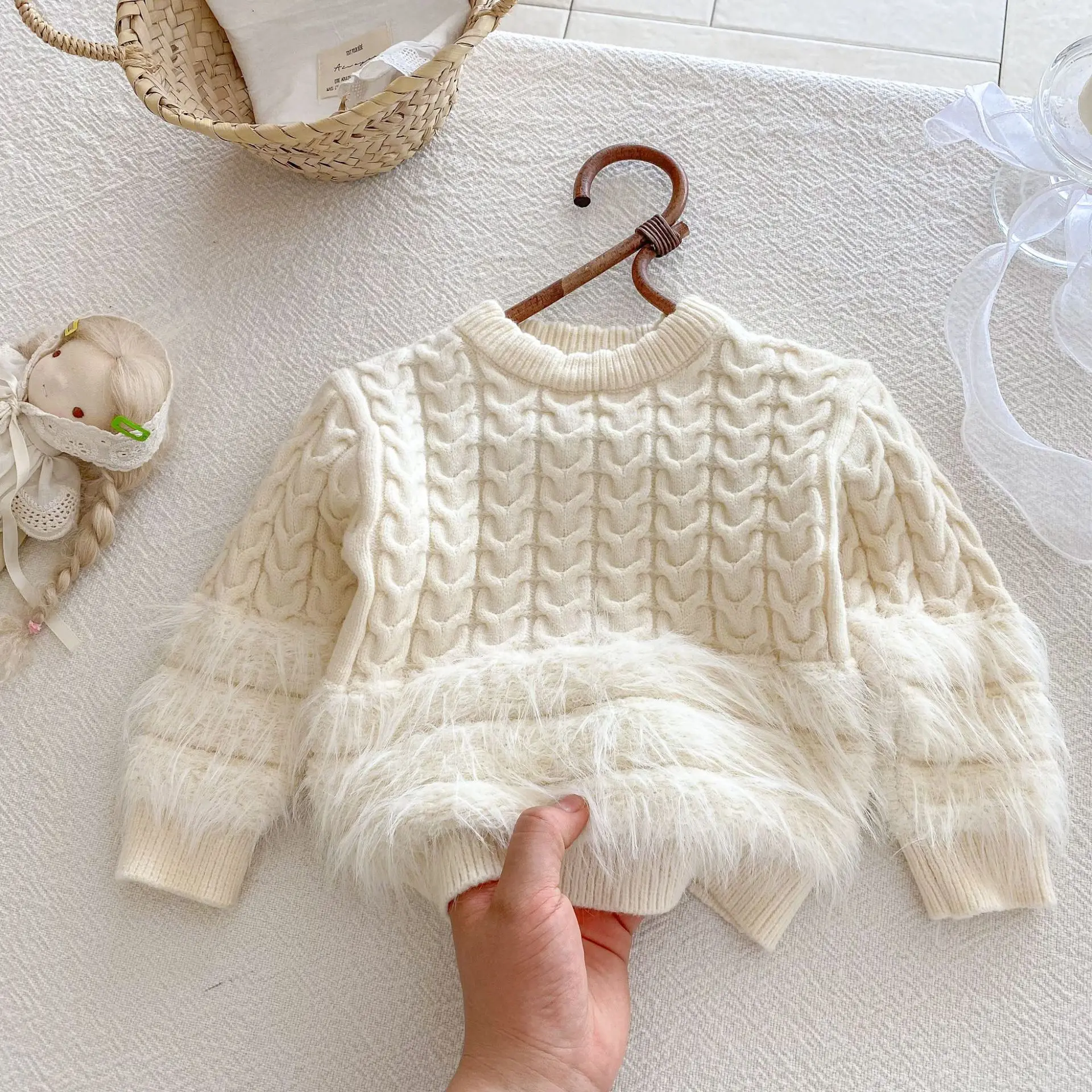 2026 New Autumn Winter Baby Knit Sweater Infant Girls Cable Knit Warm Top Kids Stylish Knit Cardigan Outerwear
