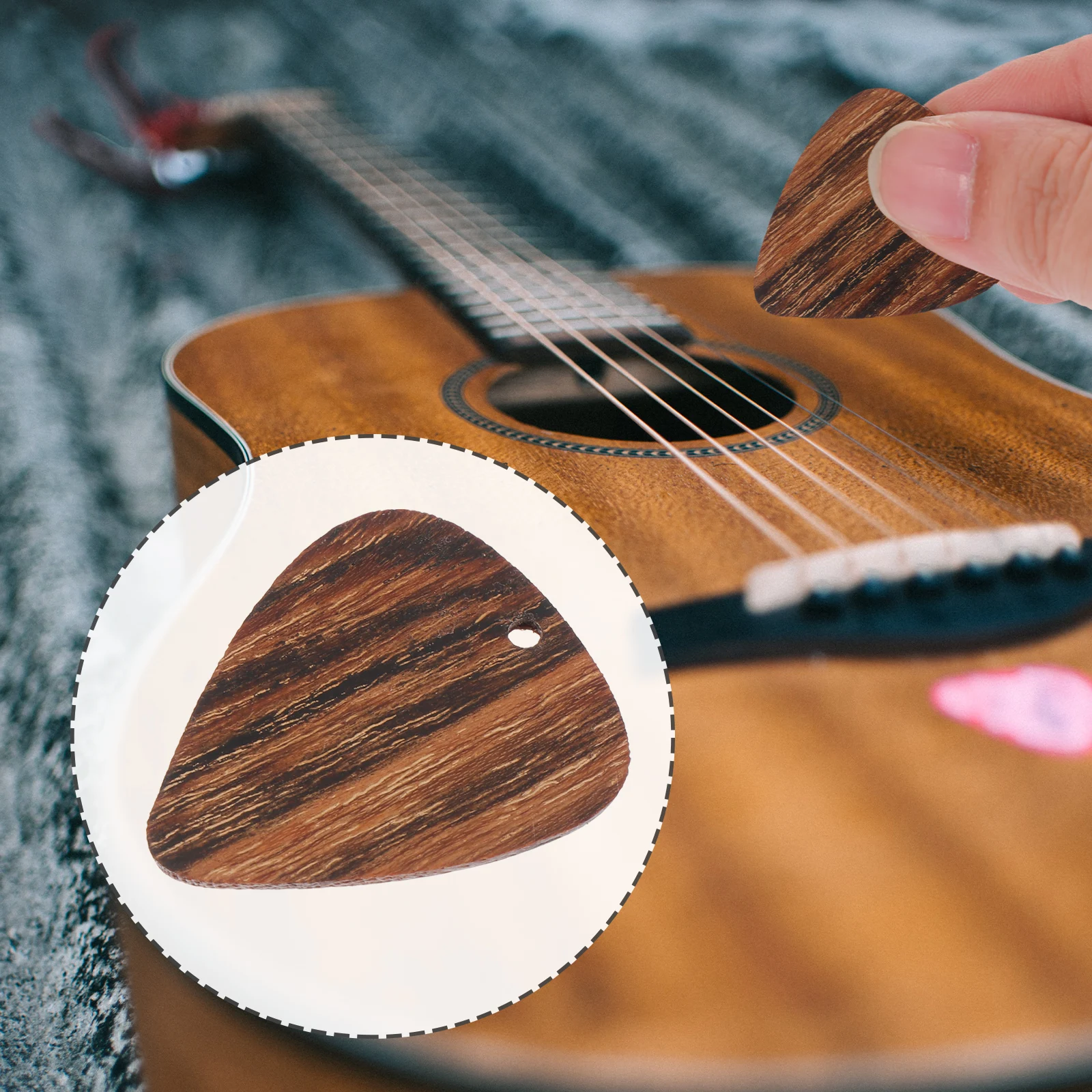 

1pc Wooden Pendant Guitar Pick Shaped Decor Creative Guitar Accessory Useful Fingertip Guard Portable Bass Pick Instrument