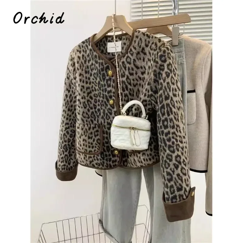 2024 Winter Female Vintage Single Breasted O-Neck Loose Jacket For Women Office Lady Fashion Luxury Leopard Print Short Coat image 2