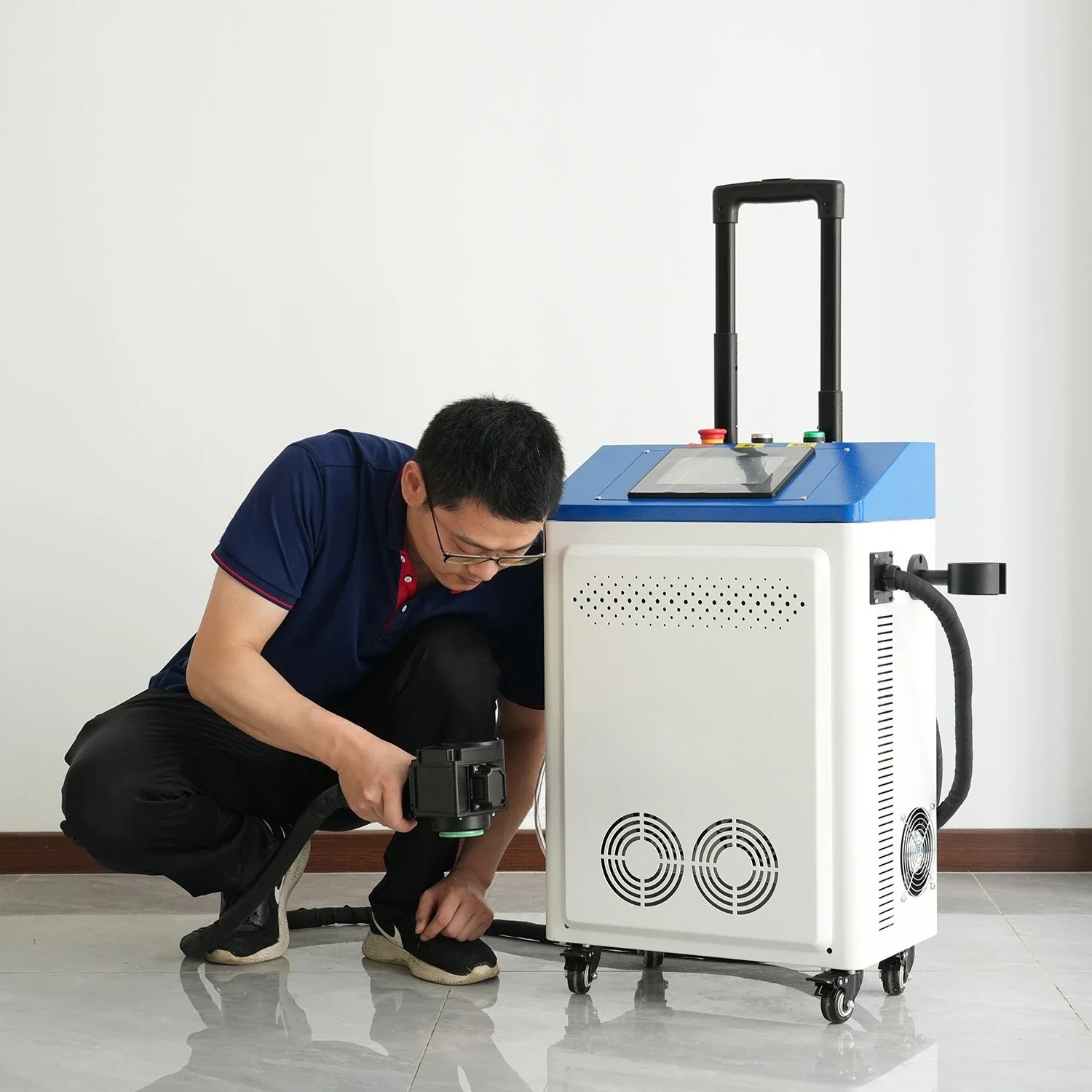 

Automatic Cleaning Machine with Scanner Removing Dust
