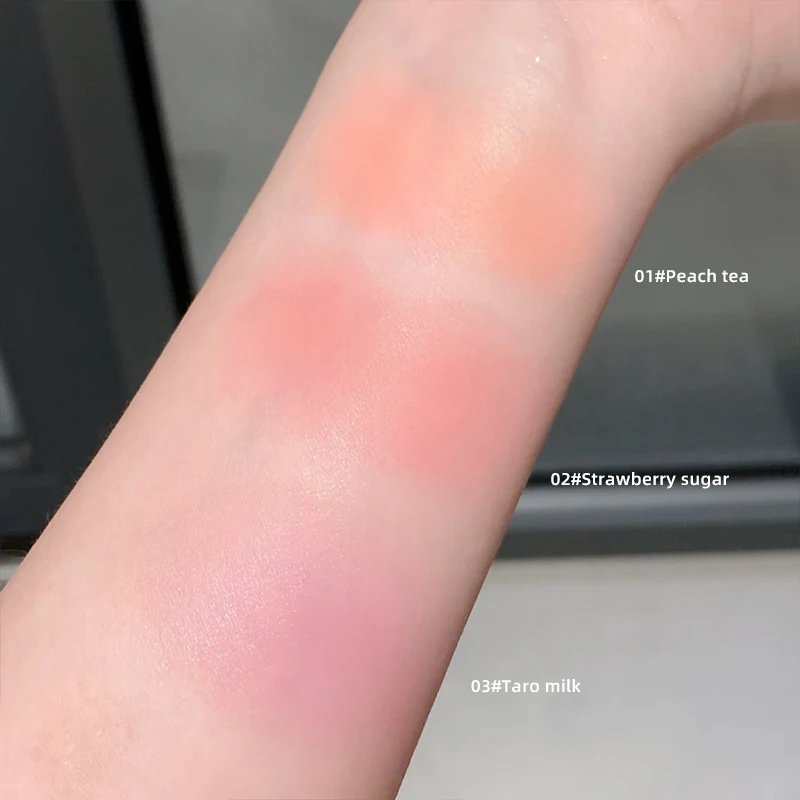 Gege Bear Fard a cuscino con texture crema opaca a 3 colori con soffio, senza polvere, applicazione fluida, crea un trucco quotidiano impeccabile