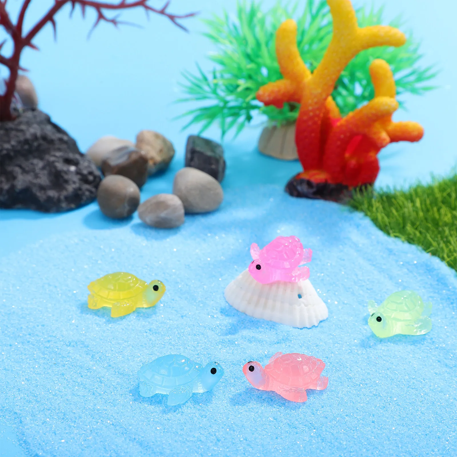 

50Pcs Glow in The Dark Mini Turtle Resin Ornaments Vibrant Colors Detailed Craftsmanship for Dollhouse Mini Garden Aquarium