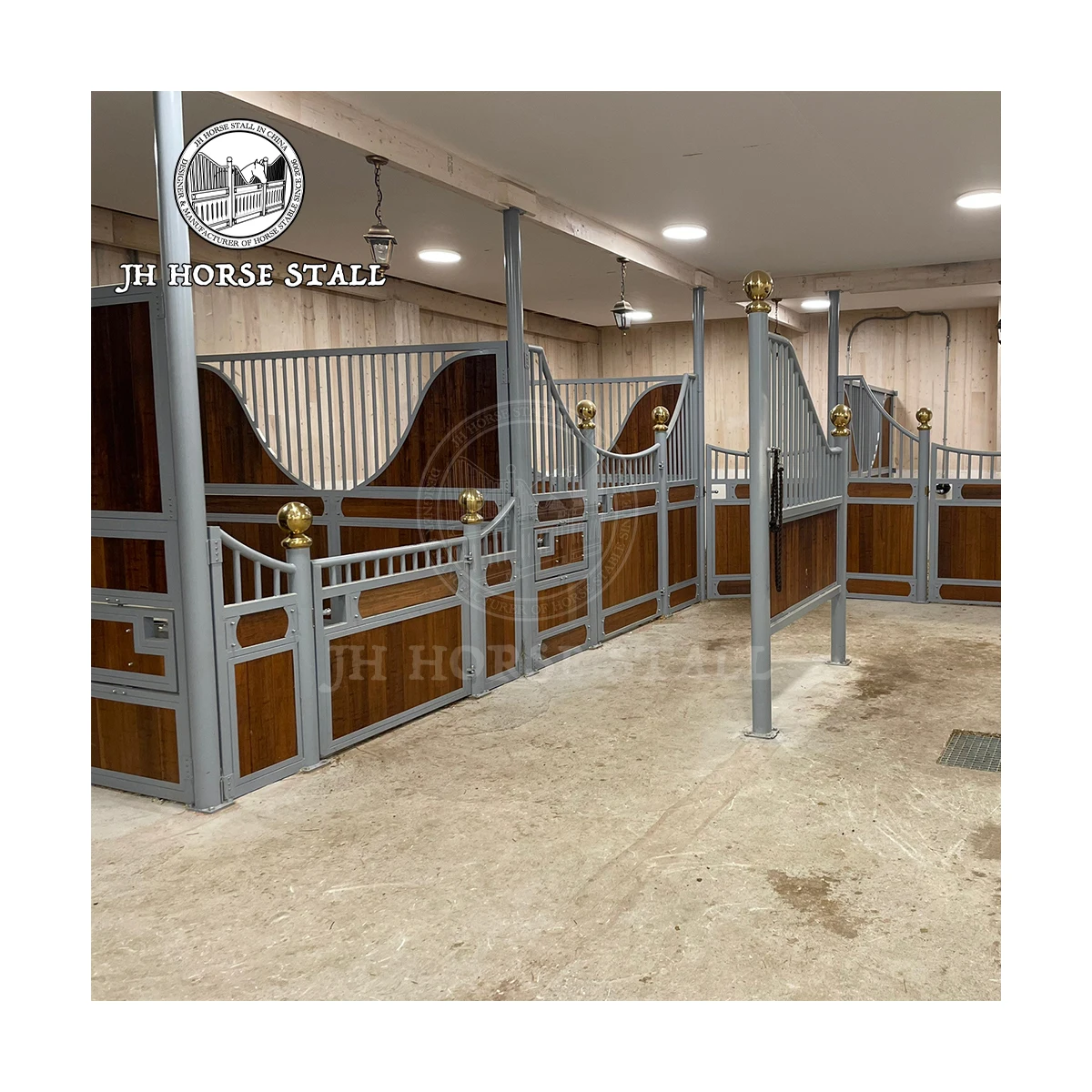 

Factory Direct Dubai Dutch Door Horse Stall Horse Stable Equine Front Panels Wood Stall Panel Partitions