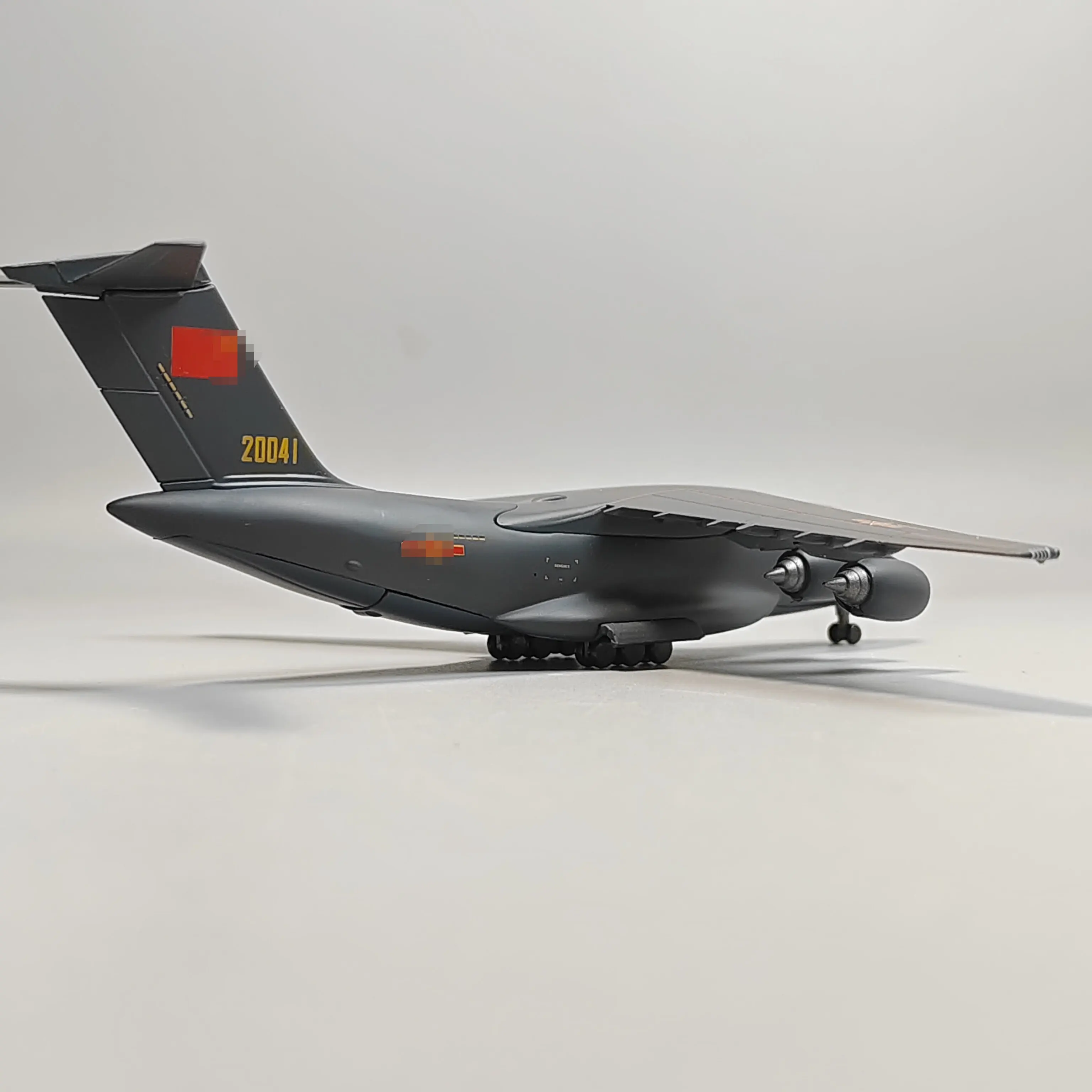 1/260 Scale Y-20 Strategic Transport Aircraft Model Alloy Diecast Airplanes Miniature For Military Aviation Enthusiast Display