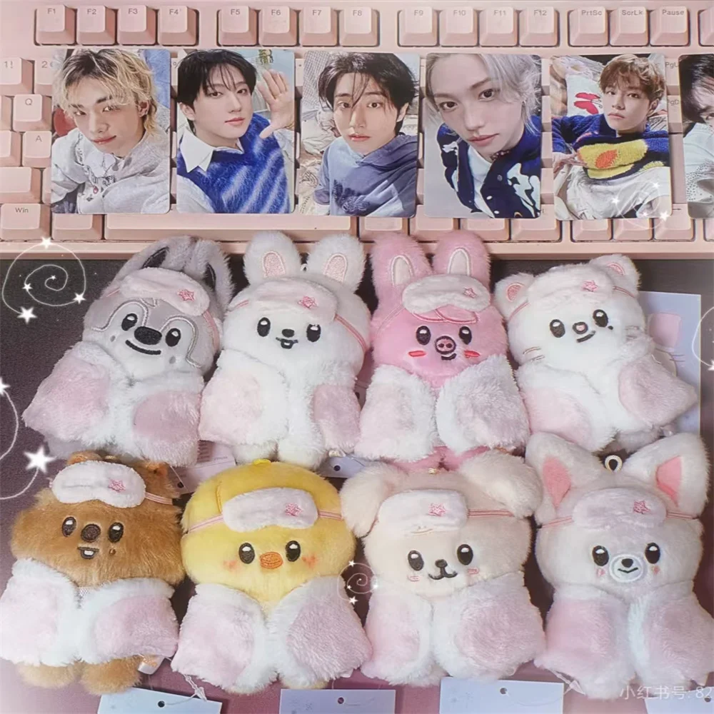 

Idol SKZOO Stray Kids Plush Pajama Doll Keychain Backpack Ornament Felix HyunJin Jisung Woojin Chan Jeongin Fans Gift Collection