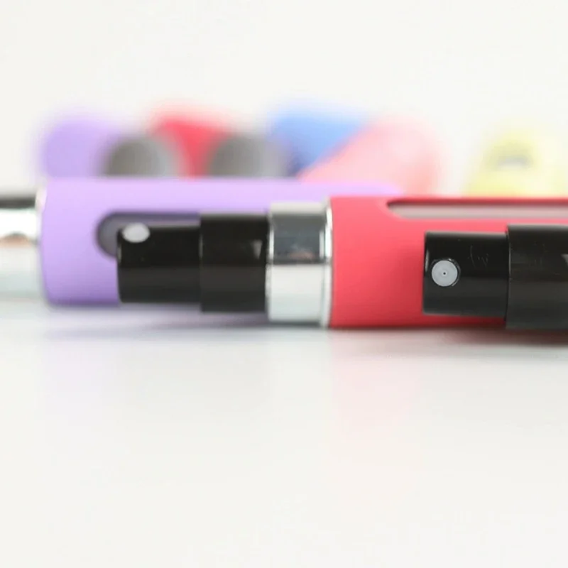 Nieuwe 5 stks Sets 5 ml Snoep Kleur Parfum Navulfles Mini Bodem Vloeistof Sub-Bottelen Draagbare Hervulbare Pot Lege Cosmetische Spray