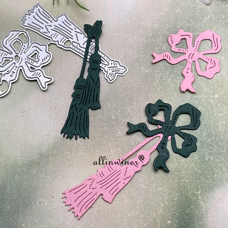 

Металлические вырубные формы-трафареты для декорирования открыток, для скрапбукинга, альбомов, тиснения на бумаге и карточках