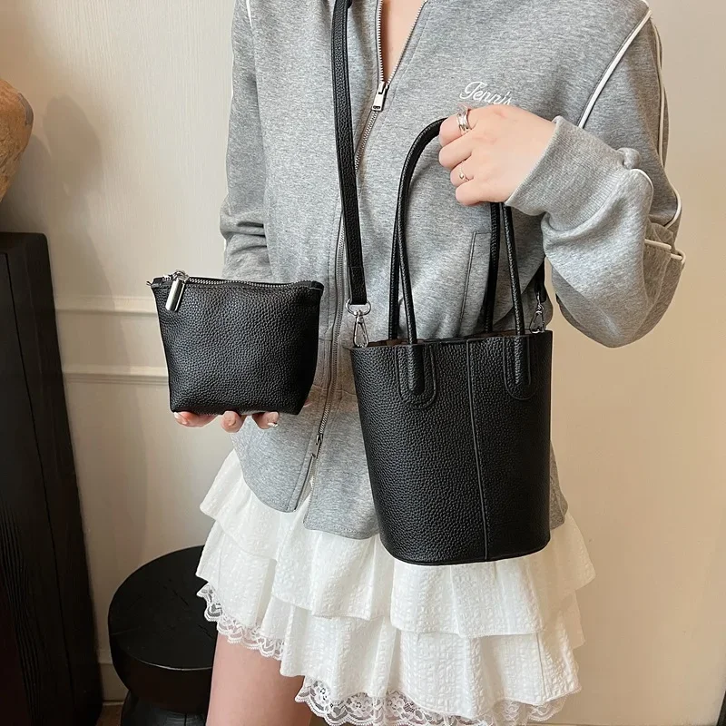 

Высококачественная и нишевая летняя новая сумка — модный стиль ведра, портативная, простая повседневная сумка через плечо