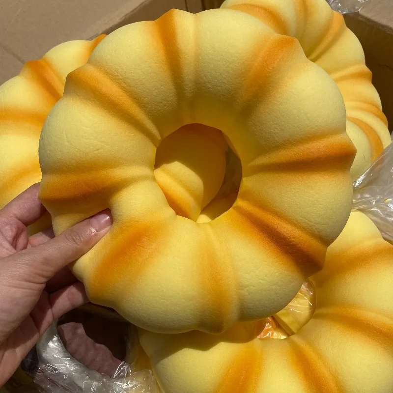 Squishy Donut Bread Squeeze Toy Simulation Bread Slow Rising Sticky Stress Relief Toy Super Soft Food Creative Anti-anxiety Toy