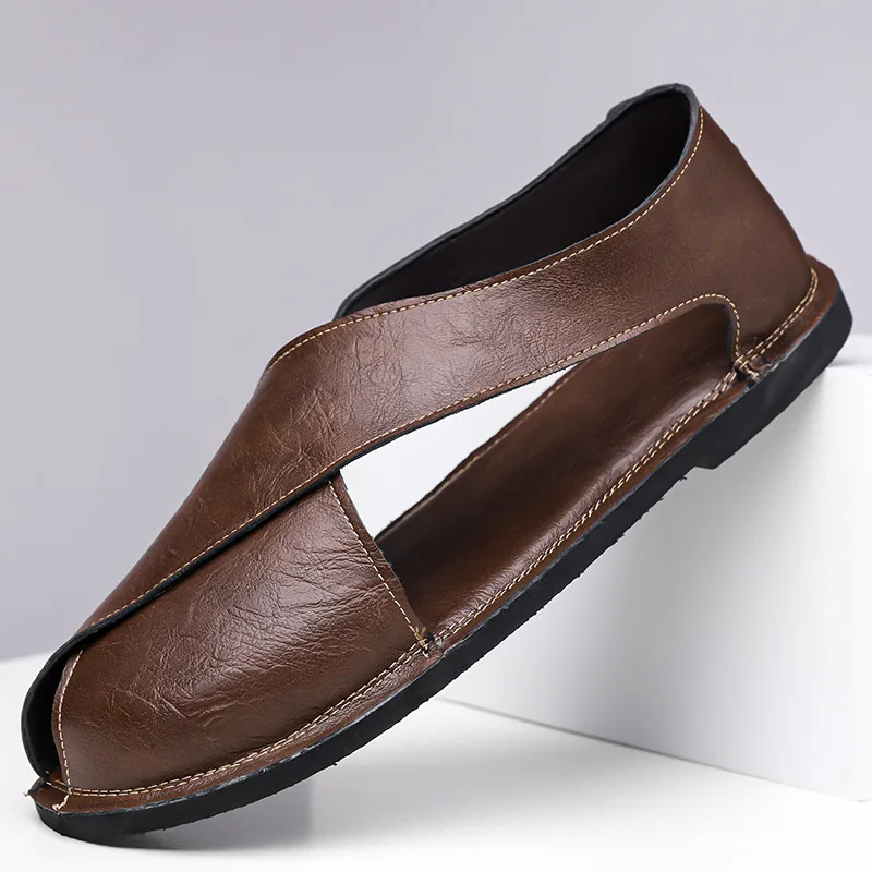 New Beach Men Casual Leather Sandals Summer New British Style Soft Bottom Business Shoes Breathable Roman Sandals Outdoor Sandal