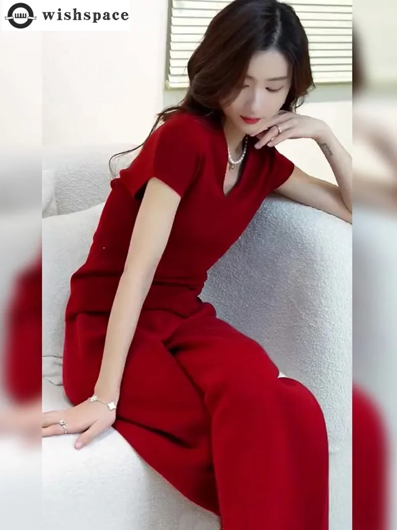 

Fashion Women's Set Summer New Korean Version Chic Wine Red Sweet Cool Short Sleeved T-shirt Wide Leg Pants Two-piece Set