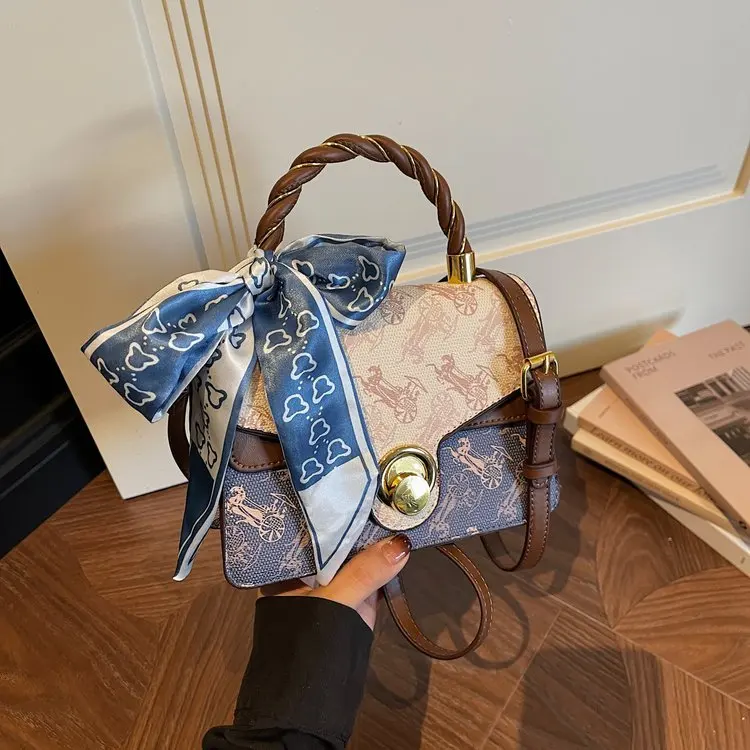 

2026 New High-end Printed Portable Personalized Bag Women's Fashion Versatile Shoulder Small Square Bag Messenger Bag