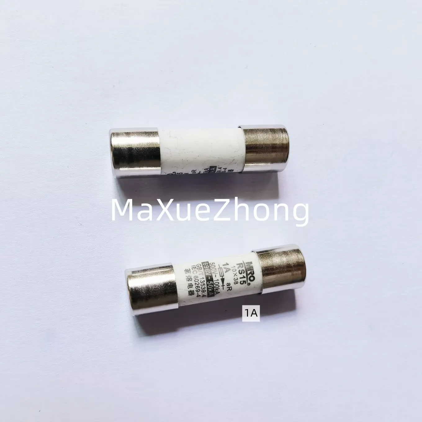 

Original new 100% RS15 1A 32A 690V 10x38MM quick fuse low voltage high break fuse