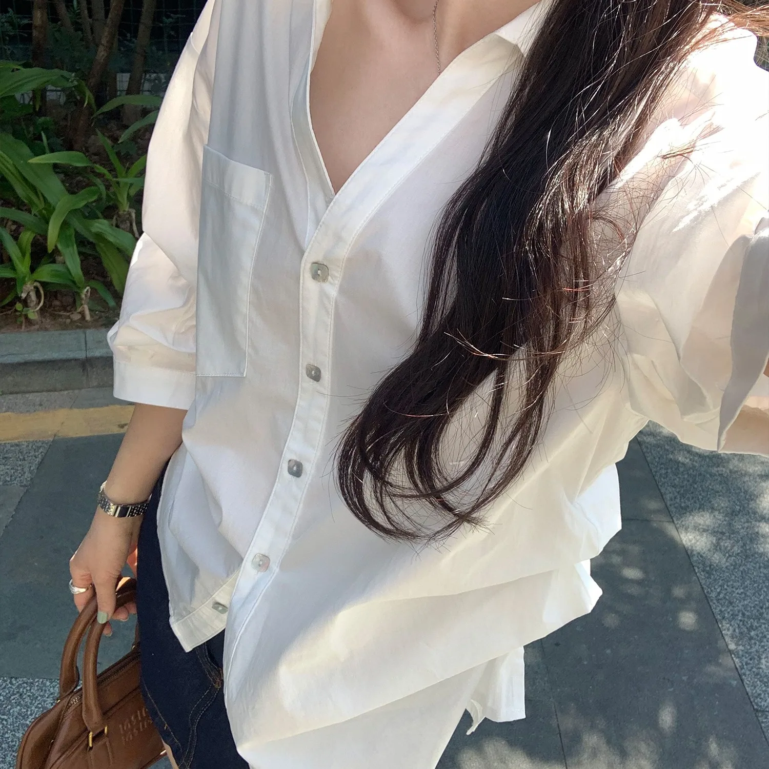 

Женская рубашка в корейском стиле, лето 2026, новая модная плиссированная приталенная блузка для офиса, с рукавом до локтя, отложным воротником, из дышащего хлопка