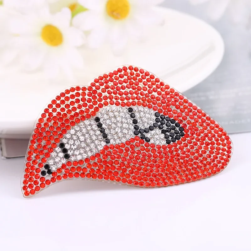 Rhinestone Applique Red Lips New Bear Paw Prints Clothing Decorative Iron-On Stickers For Dresses Punk Badges On Backpack