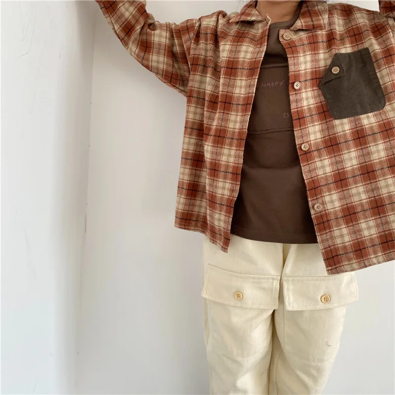 2024 Autumn New Kids retro contrasting color pocket plaid shirt Boys turn-down collar cotton shirts Girls loose casual Tops