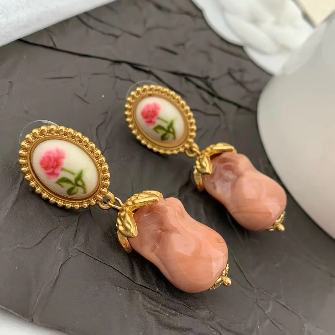 

Vintage Temperament Pink Baroque Pendant Flower earrings for women's girl Jewelry accessories