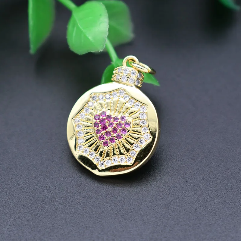 

Wholesale High Quality Anti Fading Gold Plating Multi Color CZ Paved Heart Round Pendant Charms for Jewelry Making