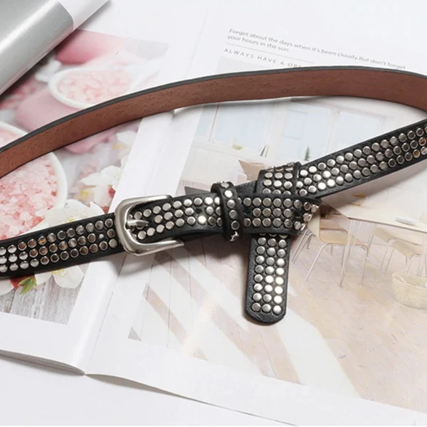 

【Горячие продажи!】Модная поясная сумка с заклепками, роскошная дизайнерская поясная сумка, маленькая женская поясная сумка, чехол для телефона, поясная сумка в стиле панк, кошелек (черный)