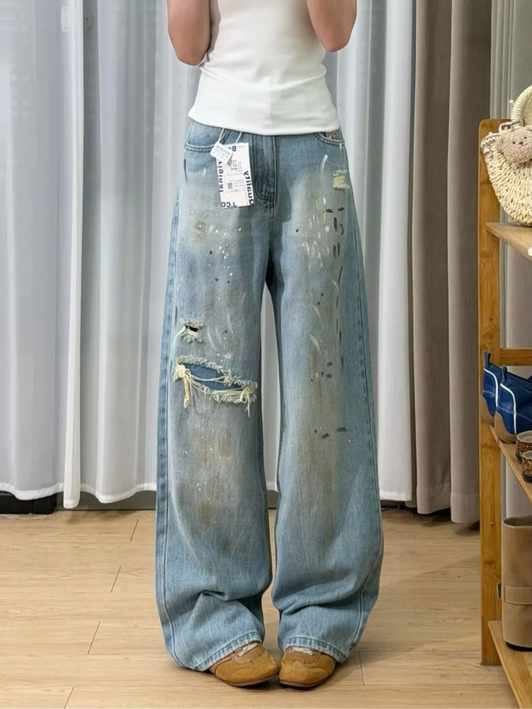 Early Autumn Women's Graffiti Blue Jeans High Waist Hole Design Loose Wide Leg Pants Slimming Effect Comfortable Denim Jeans