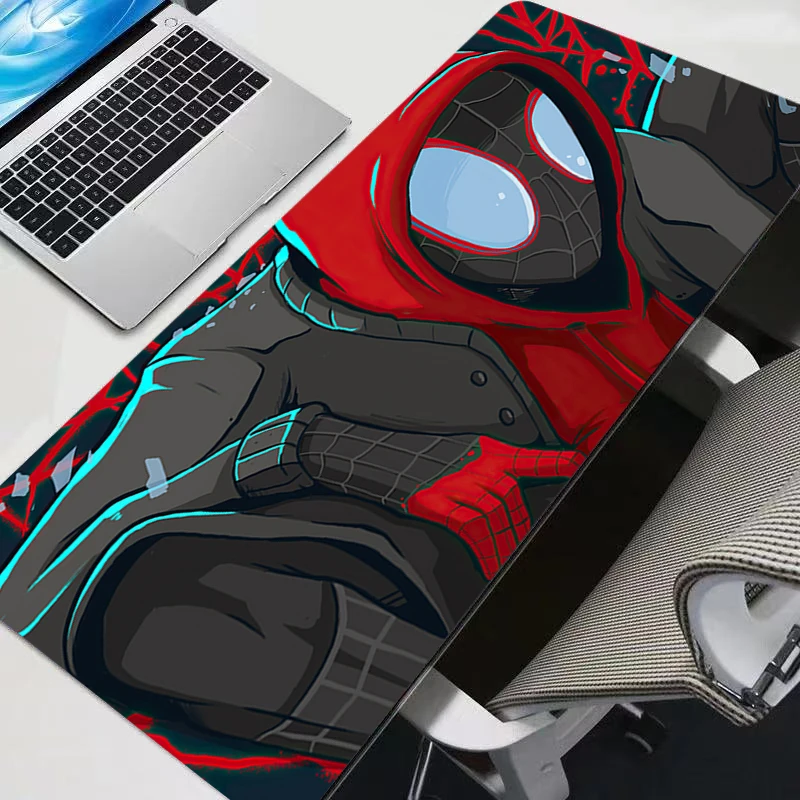 Mauspads Spider-Man Notbook Big XXL Gamer Gaming Zubehör Geschwindigkeitstastatur Gummi Lock Edge Schreibtischunterlage Büro Laptop Mauspad