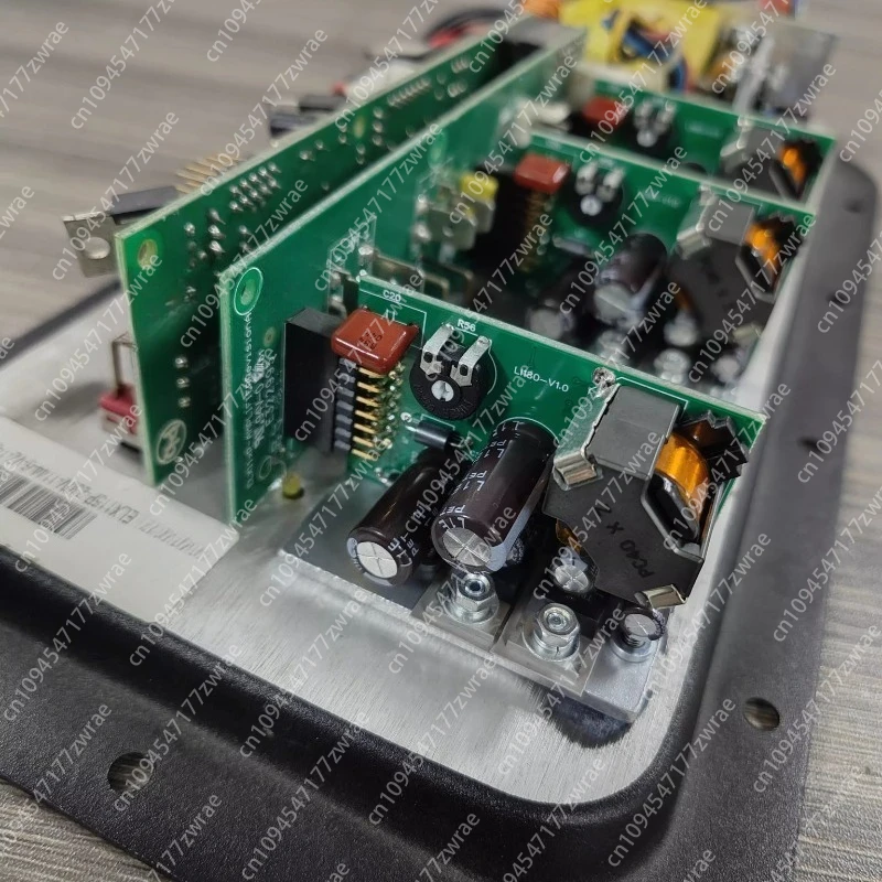 

UCD180 power amplifier module is used on the active power amplifier board and is suitable for maintenance spare parts