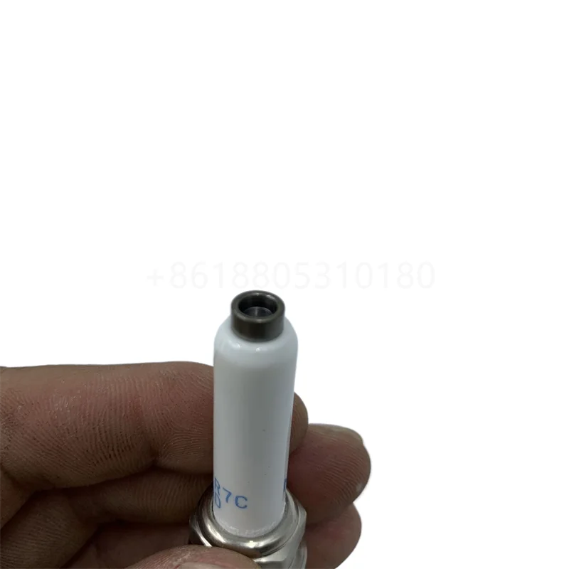 High performance spark plugs suitable for Yuchai CNG engines IFER7C4D 13NA00-3705002SF2