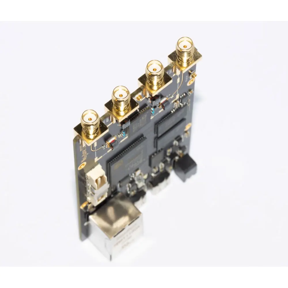 

HamGeek HG230 380MHz-3.8GHz AD9363 + ZYNQ-7020 FPGA Development Board W/ 1G Ethernet Port 2T2R MIMO